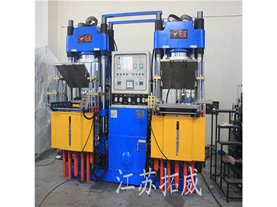 蘇州仁成包裝機(jī)械有限公司是專(zhuān)業(yè)生產(chǎn)紙箱包裝機(jī)械的公司